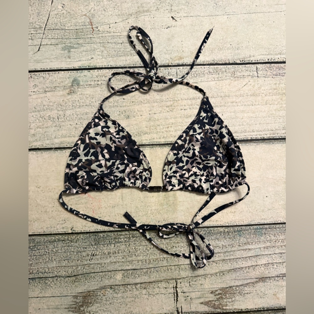 Gap body gray & black speckle pattern triangle halter string bikini top. M